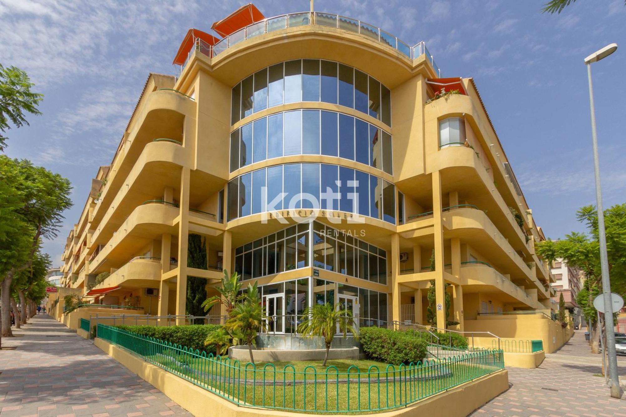 Koti Rentals - Nenufar Фуeнхирола Екстериор снимка